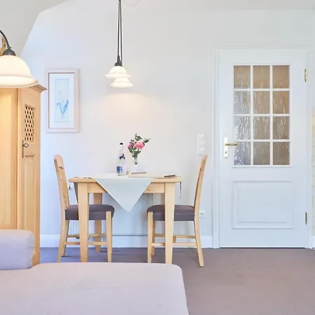 Zur Alten Gaertnerei * Westerland